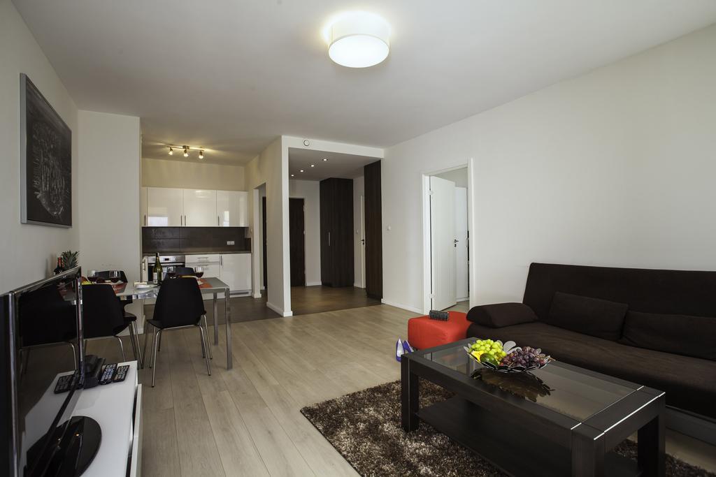 Platinum Apartments Varsóvia Exterior foto